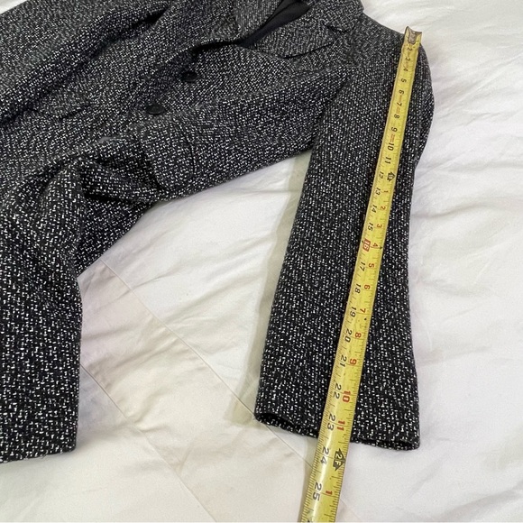 Jones Wear Black and White Patterned Coat - Picture 7 of 9